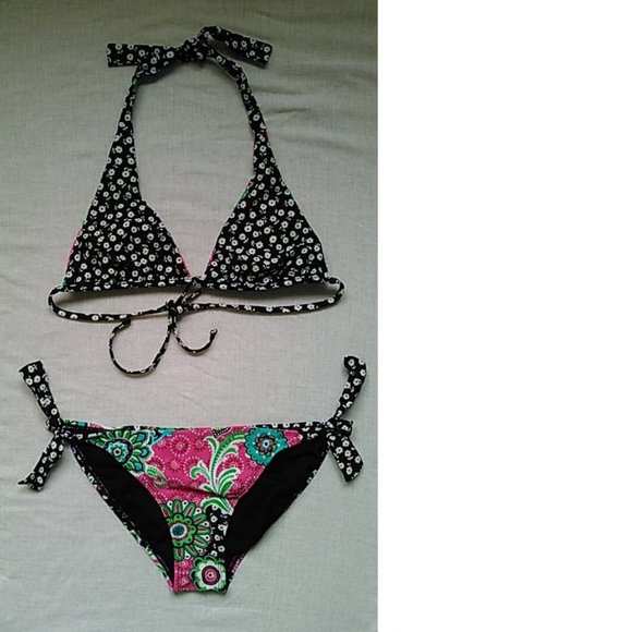 The Original Arizona Junior's 2-Piece Reversible Bikini Top and Bottom Swim Set - Picture 2 of 2